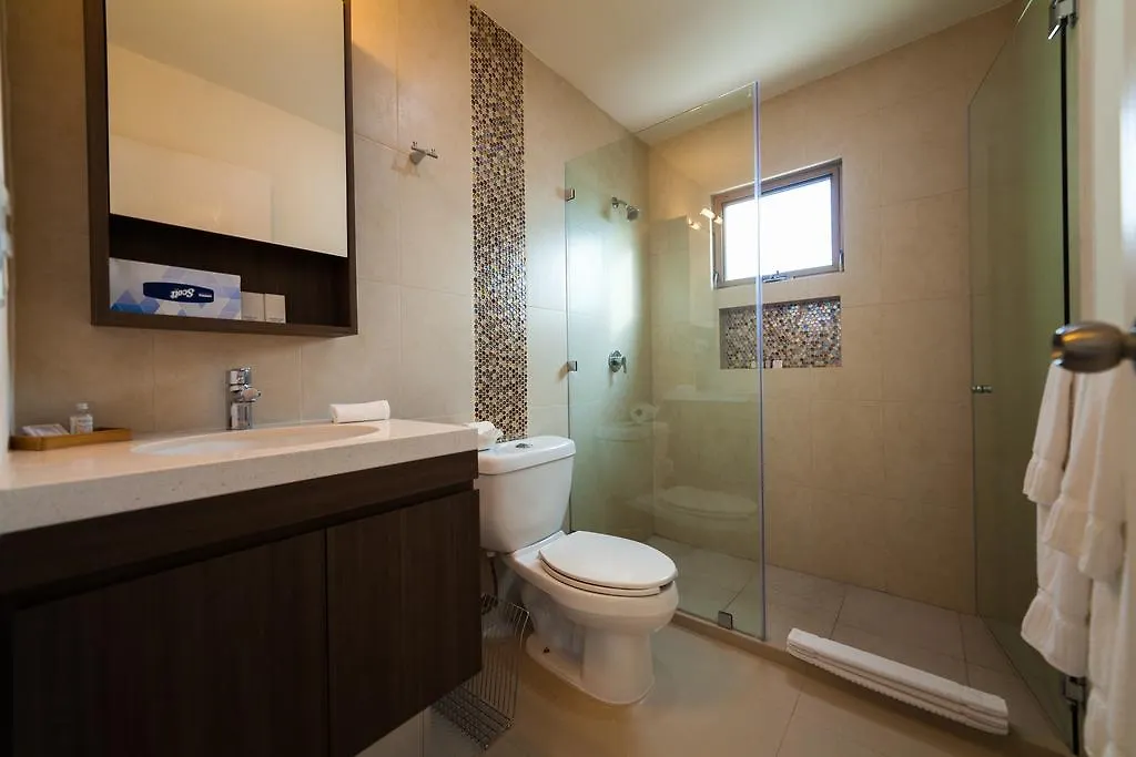**** מלון דירות פלאייה דל כרמן 5Th Avenue Hotel מקסיקו